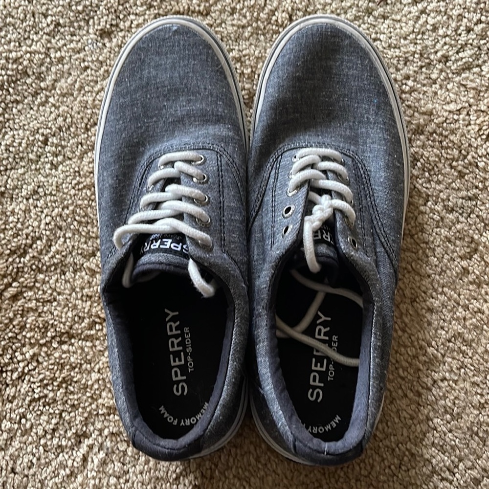 Speedy Grey, Almost New!